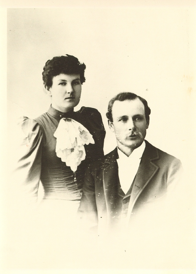 Photo of Charles and Katie Mohr Photo of Charles and Katie Mohr